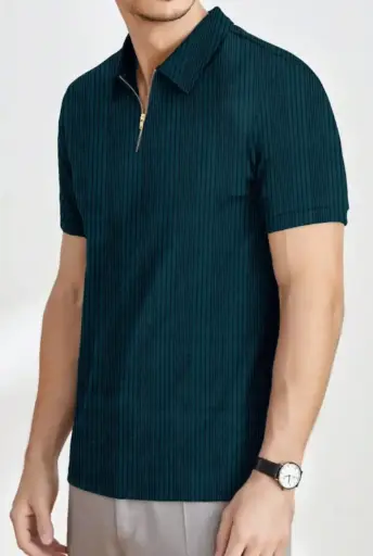Dark green tshirt
